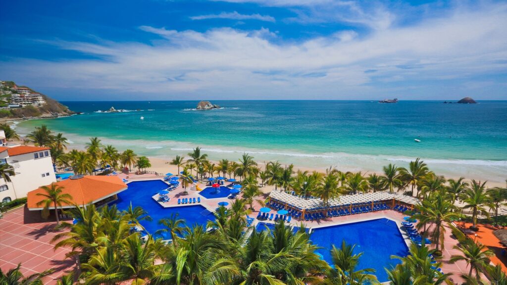 Viajar a México Ixtapa uno de los destinos con las mejores playas