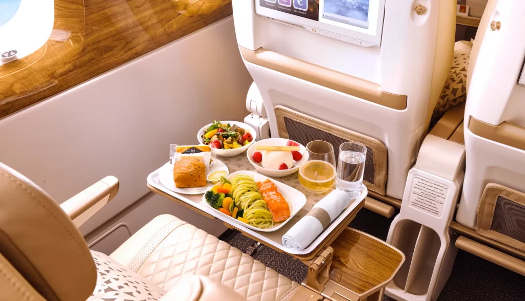 As Es La Clase Premium Economy De Emirates La Nueva Business