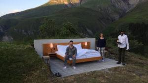 Dormir bajo las estrellas, la propuesta del hotel más original en los Alpes suizos