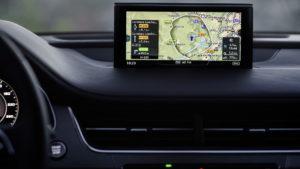 Audi lanza tecnología que permite saber cuánto hay que aguardar para que el semáforo de luz verde