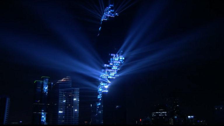 Se presentó el edificio más alto de Tailandia con un imponente show de luces