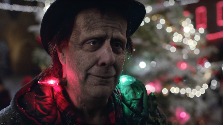 El protagonista de la publicidad de Navidad de Apple es, sorprendentemente, Frankenstein