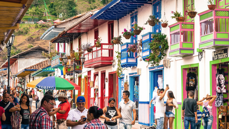 10 cosas diferentes para hacer en Colombia (además de playas)