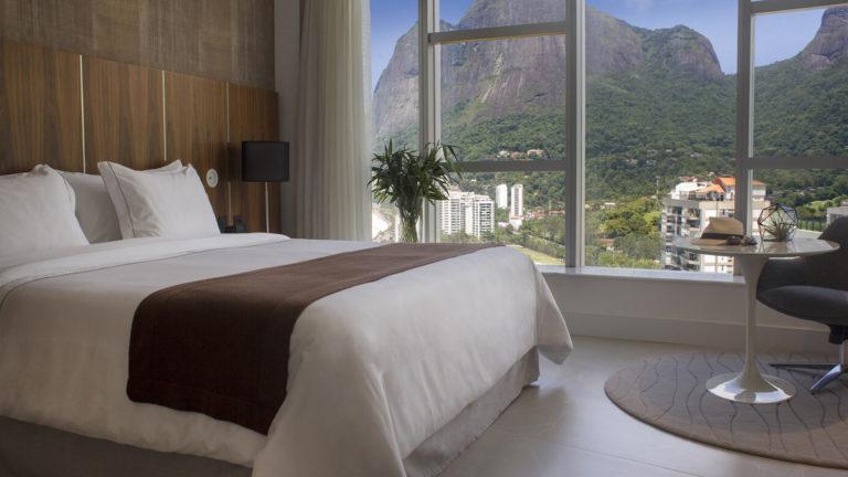 El icónico Hotel Nacional diseñado por Oscar Niemeyer reabrió como hotel de lujo en Río de Janeiro