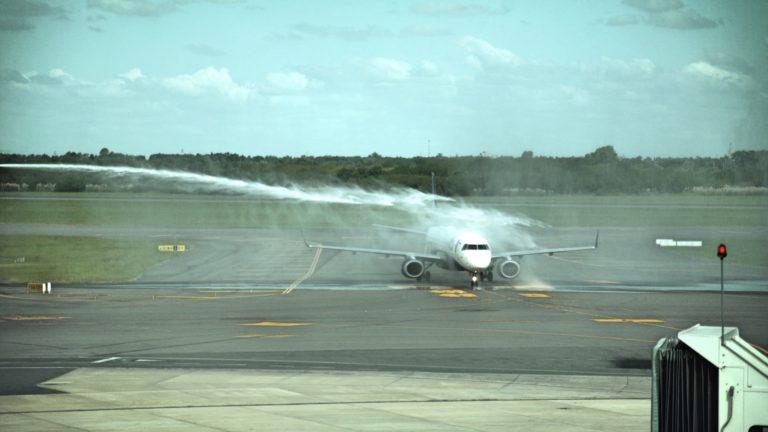 La aerolínea Azul lanzó sus vuelos entre Buenos Aires y Belo Horizonte