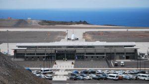 El aeropuerto más inútil del mundo finalmente tiene su primer vuelo regular
