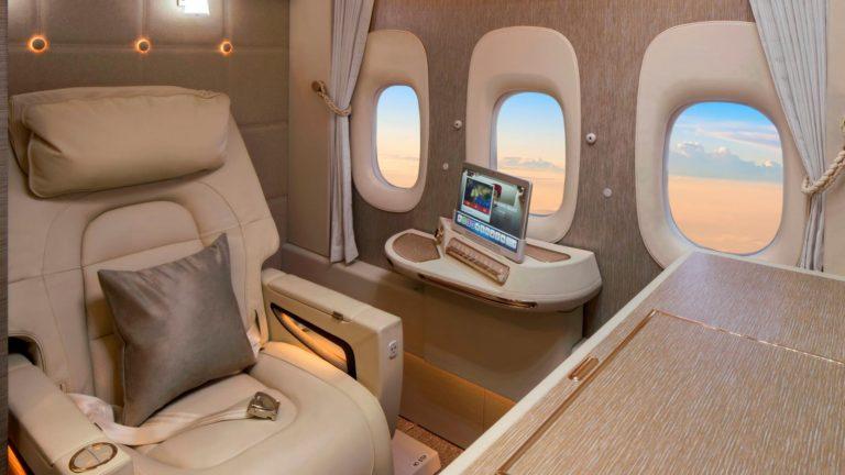 La sorprendente nueva suite de primera clase de Emirates: video