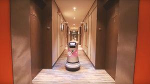 El room service con robots es una realidad, y así funciona