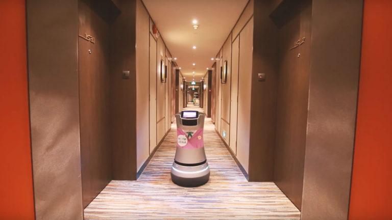 El room service con robots es una realidad, y así funciona