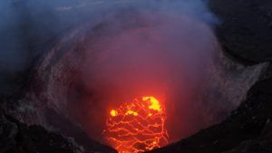 Las impactantes imágenes del volcán en Hawái: video
