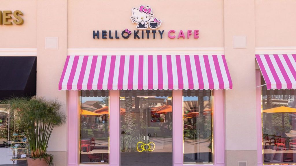 Inauguró en California el primer Hello Kitty Grand Cafe —