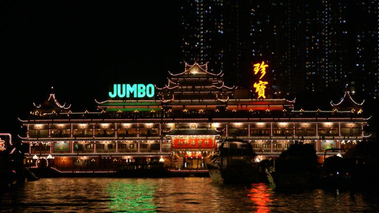 Así es Jumbo Kingdom, el restaurante flotante mas grande del mundo