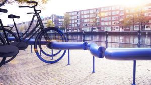 Cómo Ámsterdam le vuelve a dar valor a la bicicleta con nuevas reglas