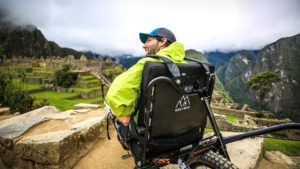 Quienes usan sillas de rueda también pueden hacer tours en Machu Picchu