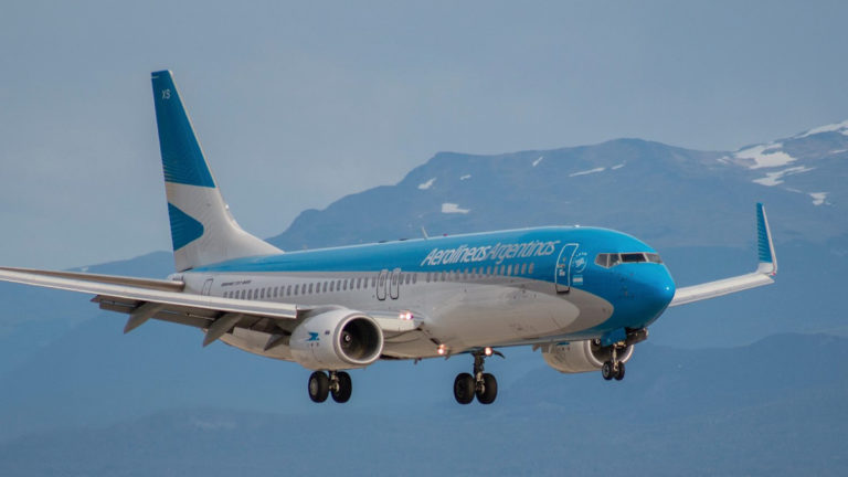 Así son los nuevos pasajes low-cost de Aerolíneas Argentinas