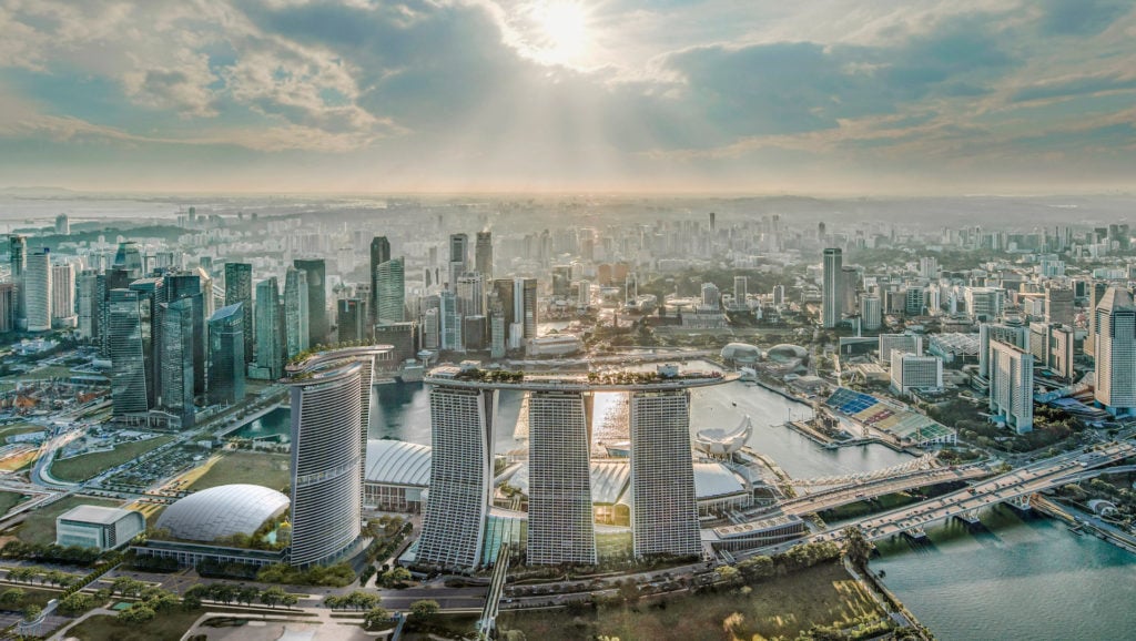 Marina Bay Sands, el hotel más famoso de Singapur, suma una torre más