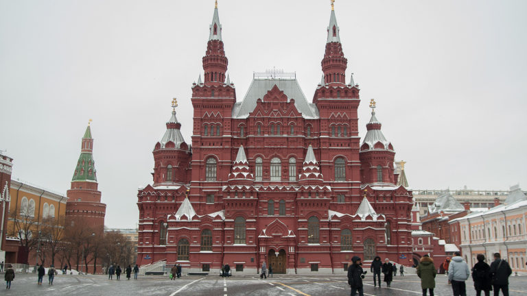 Por qué visitar Moscú en invierno, la capital imperial que nunca descansa​