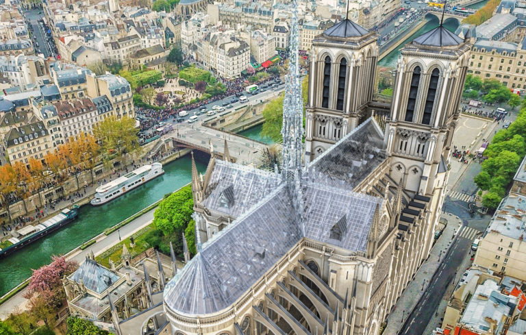 El proyecto de los arquitectos de los Apple Stores para reconstruir Notre-Dame