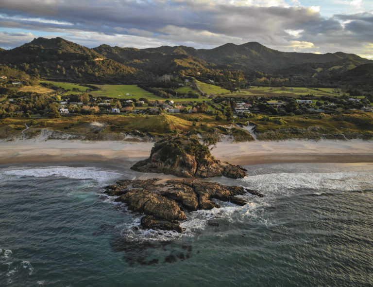 Así es la imperdible Great Barrier Island en Nueva Zelanda