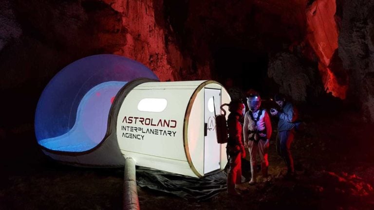 Lanzan excursión para experimentar la vida en Marte en la Tierra