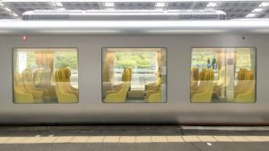 El nuevo tren en Japón con un interior diseñado como un living