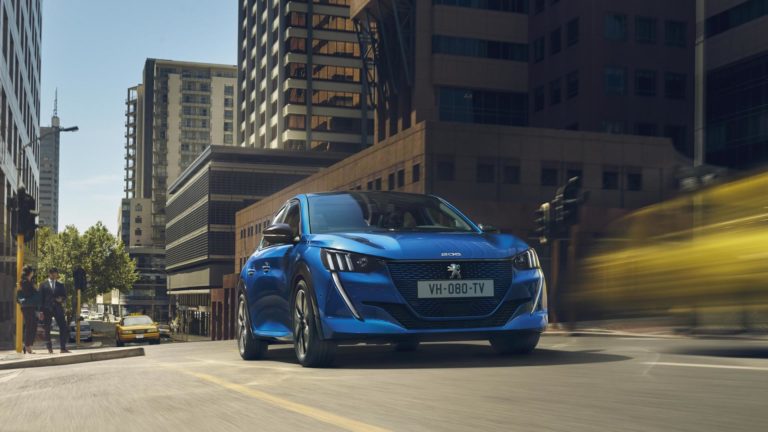 Así es el nuevo Peugeot 208 en imágenes