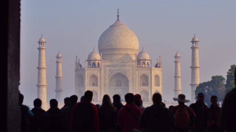 Ahora también se puede visitar el Taj Mahal de noche