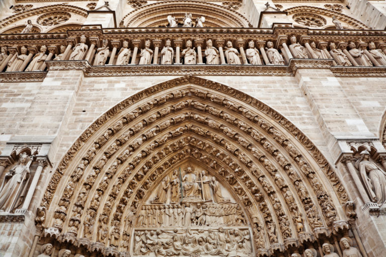 ¿Qué pasa con la reconstrucción de la catedral de Notre Dame?