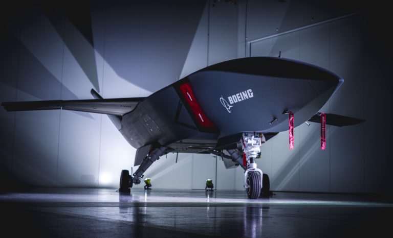 El nuevo avión de Boeing que vuela sin piloto y con inteligencia artificial