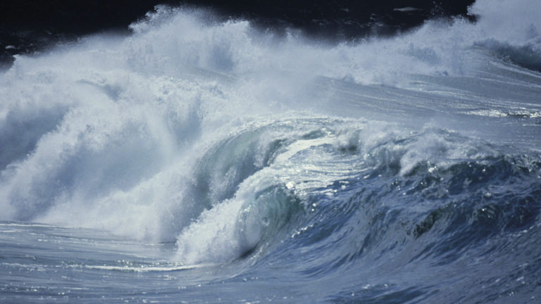 ¿Qué es un tsunami? ¿Cuál es la altura máxima que puede alcanzar?