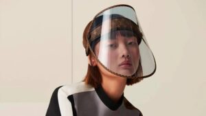 La original máscara facil de Louis Vuitton contra el coronavirus: ¿su precio?