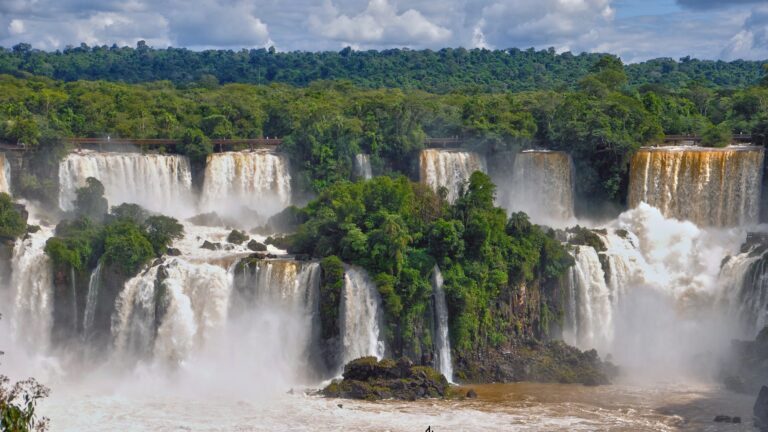 Ya se puede visitar el Parque Nacional Iguazú: uno de los atractivos de Argentina