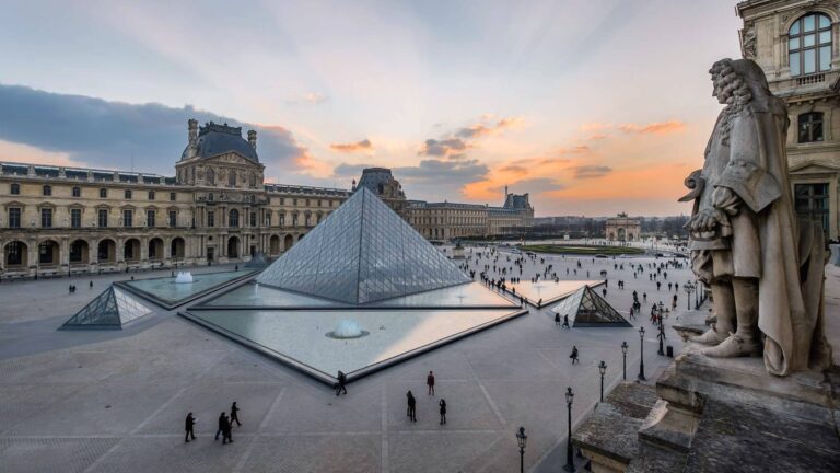 Ya se puede visitar online el Museo del Louvre de París