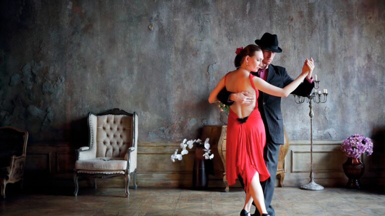 Cómo recorrer la ruta del tango en Buenos Aires: video