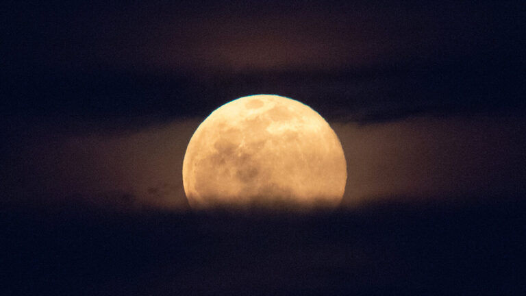 Dos superlunas en 2021: una en abril y otra en mayo