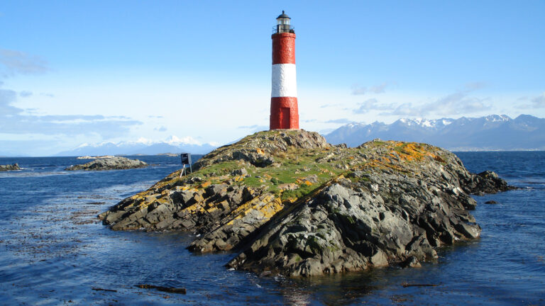 Navegar por el Canal de Beagle, un viaje imperdible en el sur de Argentina