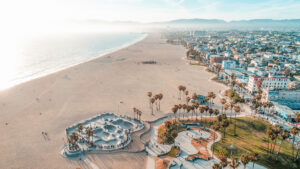 Los Ángeles reabrió al turismo con nuevos hoteles para alojarse