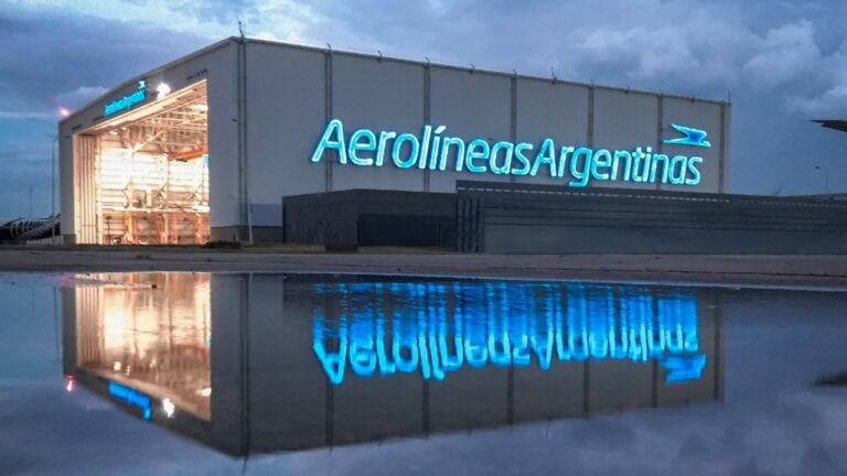Aerolíneas Argentinas sumó vuelos directos incluyendo Mendoza e Iguazú