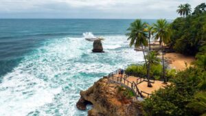 5 lugares diferentes para viajar y conocer en Costa Rica