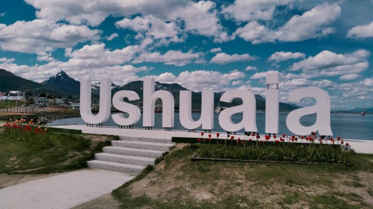 Siete experiencias imperdibles en Ushuaia, la ciudad del Fin del Mundo