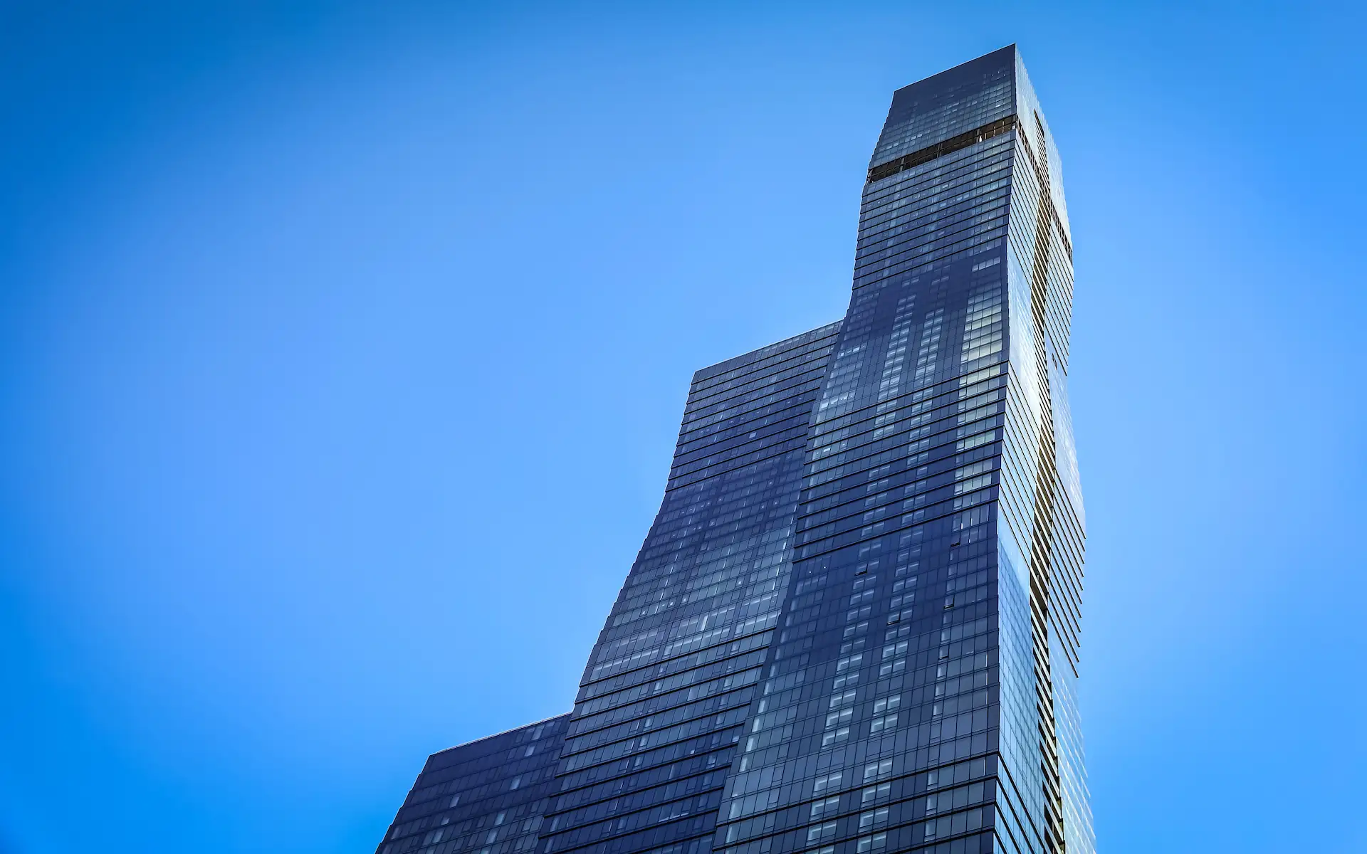 El nuevo rascacielos que sorprende en Estados Unidos: St. Regis Chicago