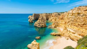 5 destinos de playa para visitar en Europa este verano 2022