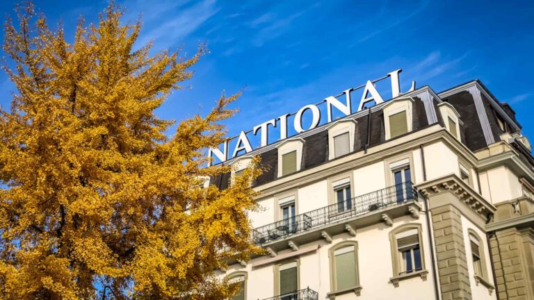 REVIEW Grand Hotel National Lucerna: con la mejor ubicación y mucha historia