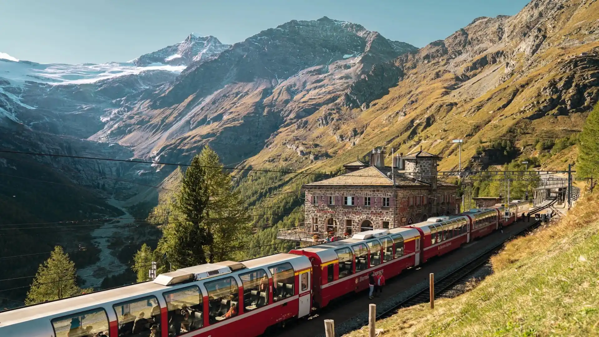 Así es uno de los mejores viajes en tren en Suiza: Albula - Bernina