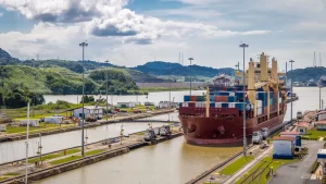 ¿Cómo es y qué hacer en el Canal de Panamá?