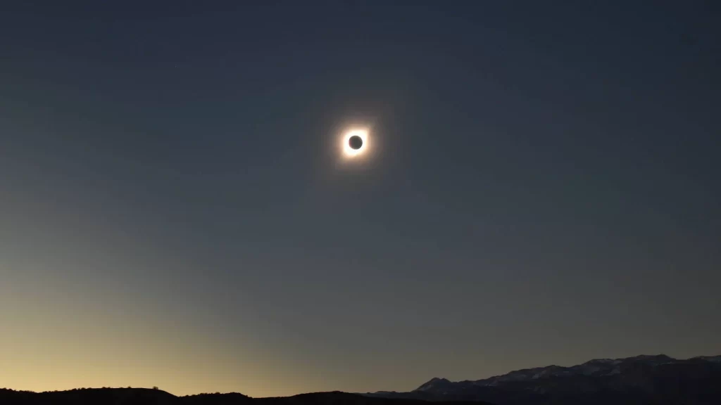 Las fechas de todos los eclipses de 2023 y dónde verlos de sol y de