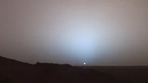 ¿De qué color se ve el amanecer y atardecer en Marte? Ni naranja ni rojo