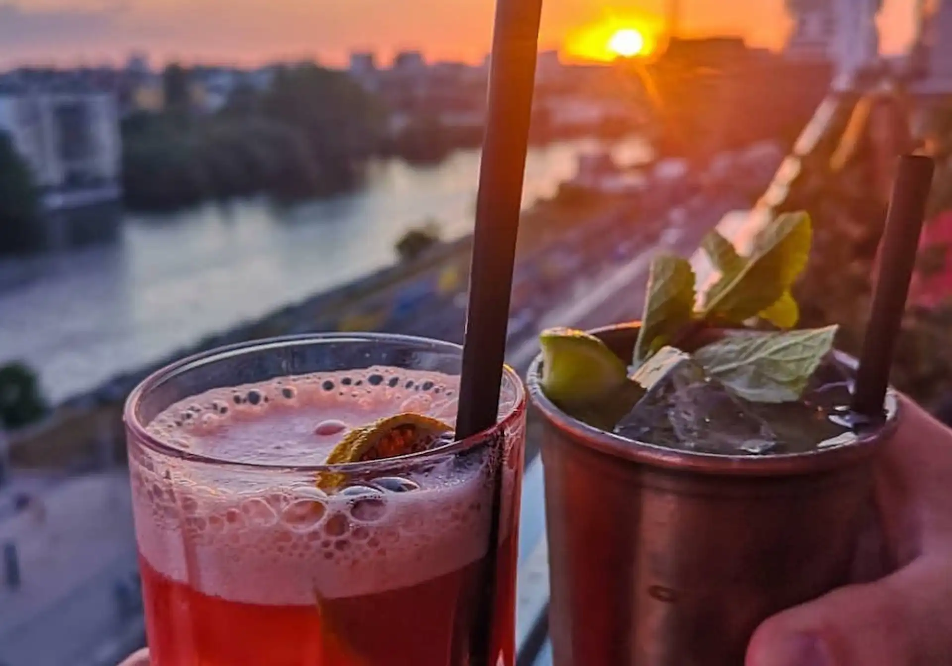 Los mejores rooftop bars para celebrar año nuevo: bienvenido 2023