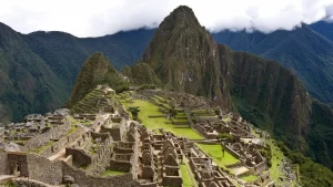 ¿Se puede viajar a Perú? Machu Picchu cerrado y protestas