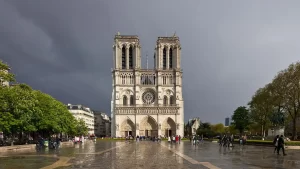 ¿Cuándo reabre la catedral de Notre Dame en París?